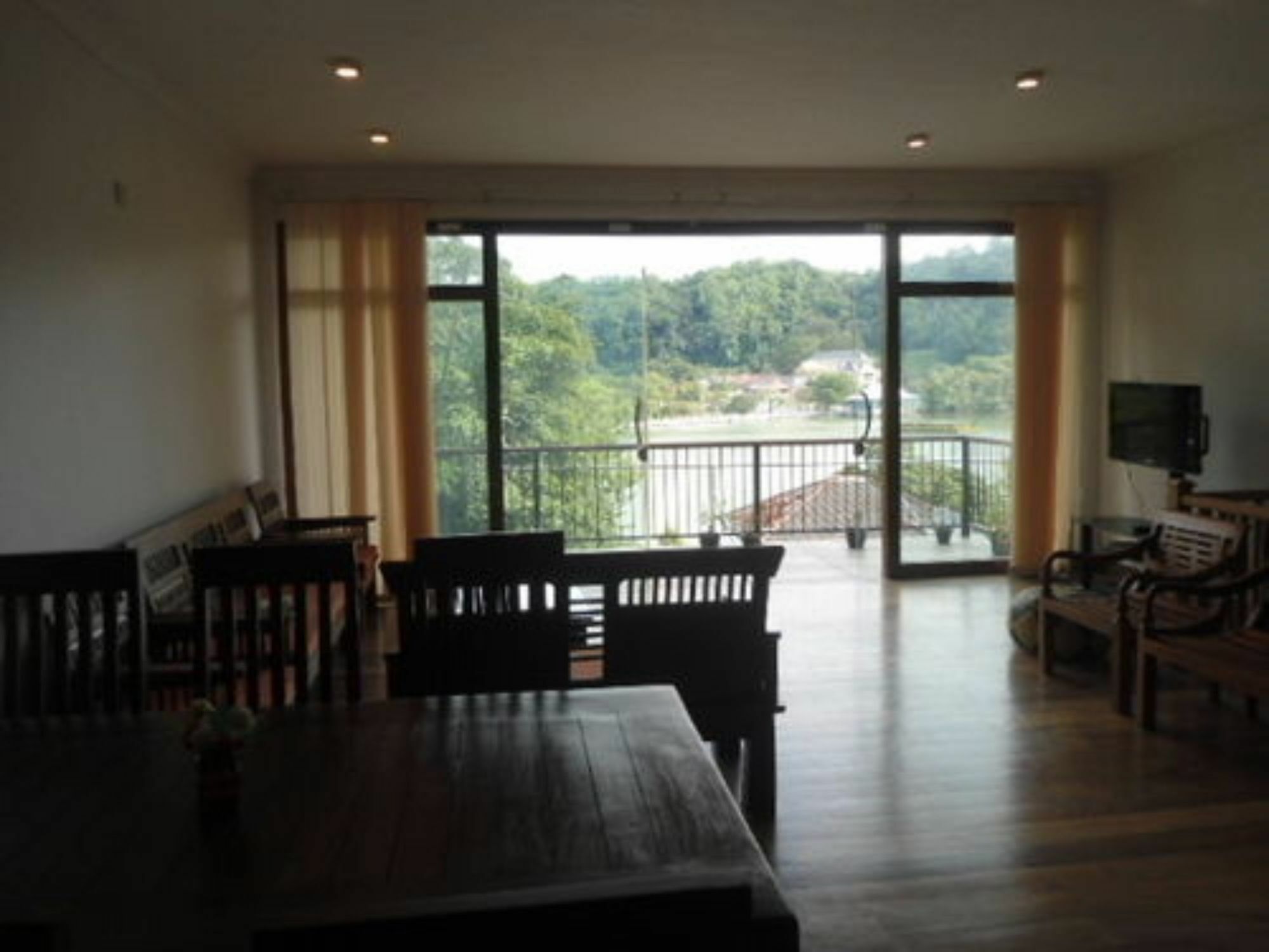 Walse Park Residence キャンディー エクステリア 写真
